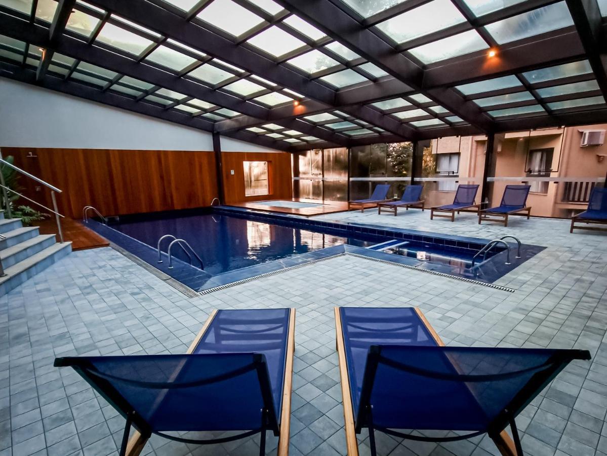 Wish Serrano Resort Γκραμάντο Εξωτερικό φωτογραφία The pool at the hotel