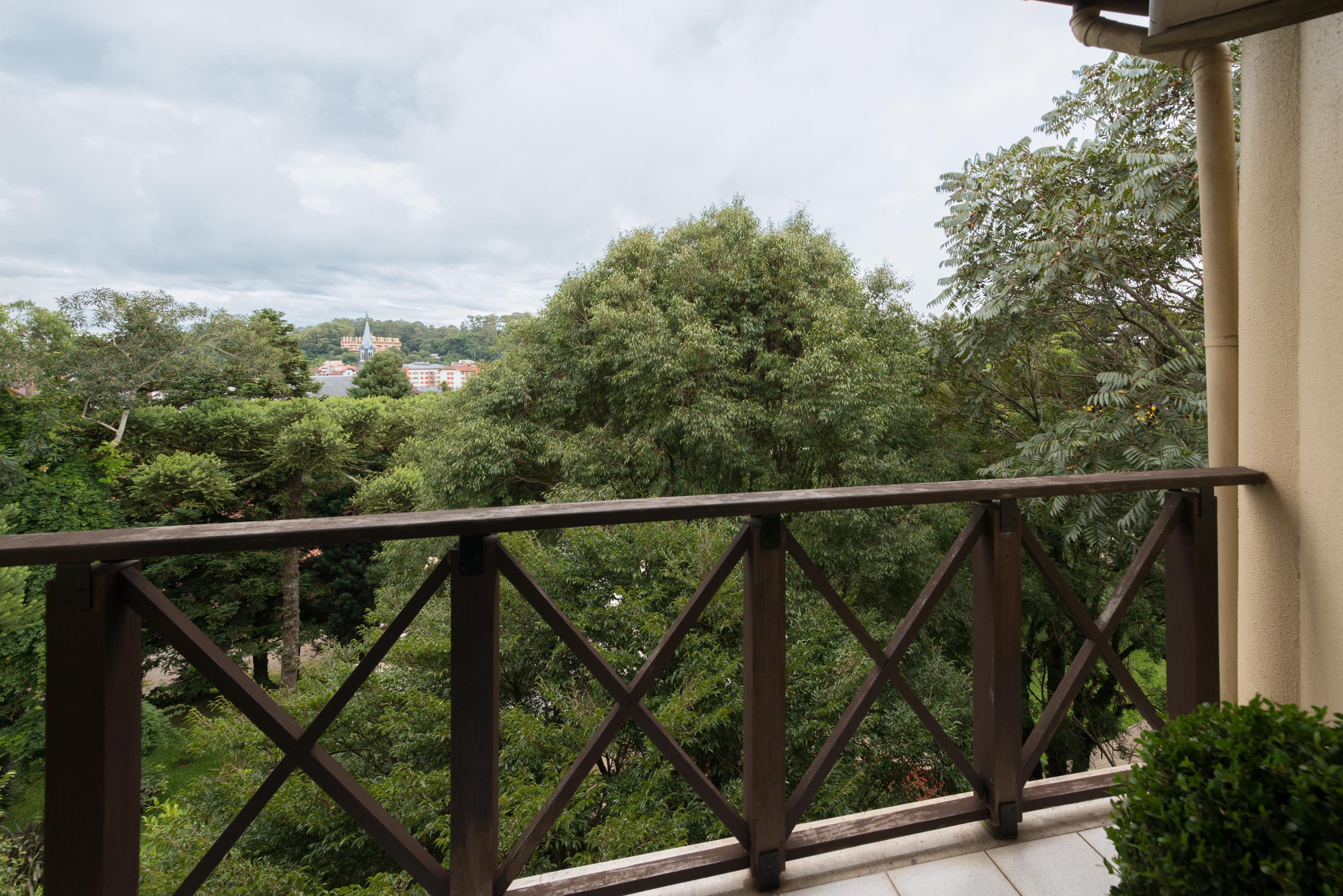 Wish Serrano Resort Γκραμάντο Εξωτερικό φωτογραφία A view of the park from the house
